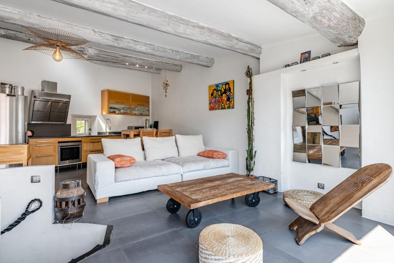 Le Duplex tropézienne par Dodo-a-Cassis Esterno foto